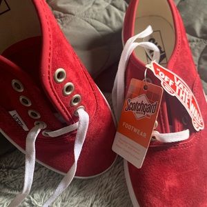 Vans suede shoe. Women’s size 8. Brand new!